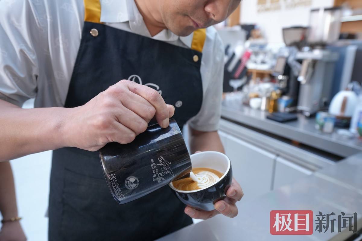 光耀黄陂㉚丨黄陂创客高峰：从 40㎡小店到出口全球 以咖啡为媒扎根故土(图4)